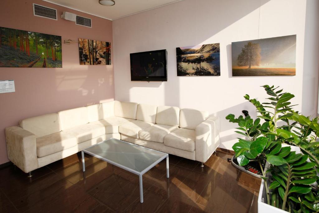 Academic Hotel & Congress Centre Roztoky  Zewnętrze zdjęcie